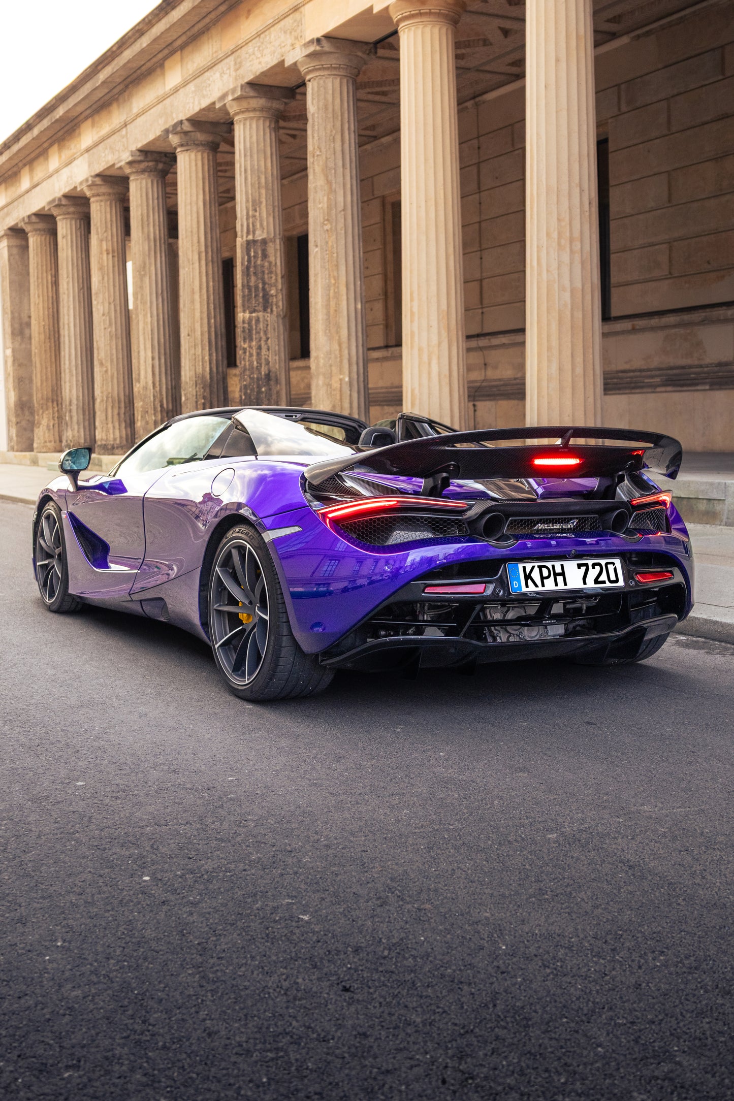 McLaren 720s Spider – Rear 3/4